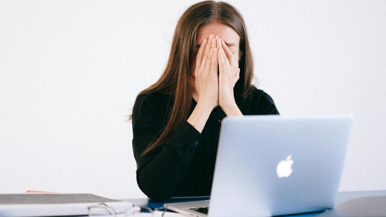 https://abogadoscorporate.com/wp-content/uploads/2024/09/pexels-shvetsa-4226215-1280x720.jpg